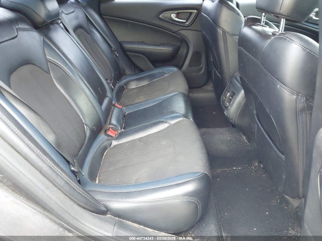 Aukcja sprzedaży 2015 Chrysler 200 S, vin: 1C3CCCBG8FN582476, numer aukcji: 44734243