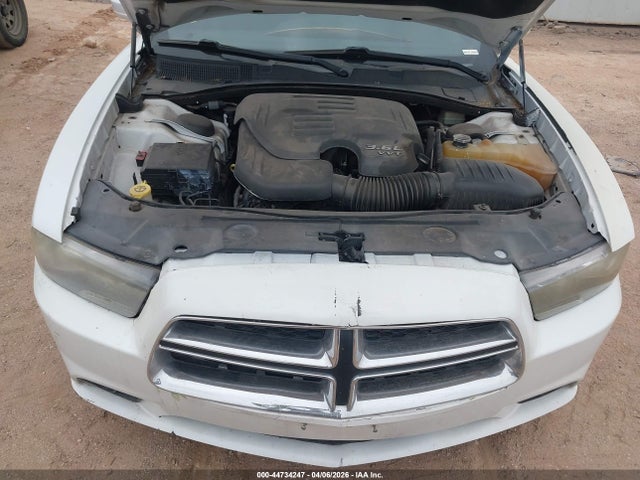 44734247 :رقم المزاد ، 2C3CDXHG5EH325021 vin ، 2014 Dodge Charger Sxt مزاد بيع
