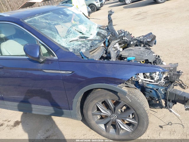 44734249 :رقم المزاد ، 3VV3B7AX0PM091100 vin ، 2023 Volkswagen Tiguan 2.0t Se مزاد بيع