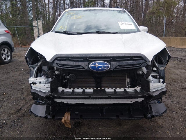 44734266 :رقم المزاد ، JF2SKAEC0PH484468 vin ، 2023 Subaru Forester Premium مزاد بيع