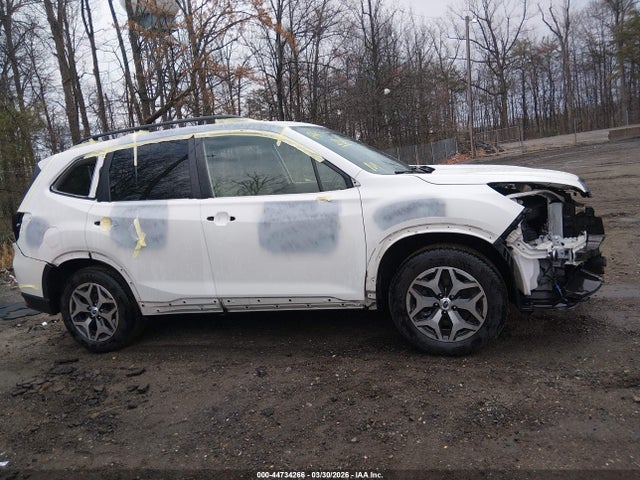 44734266 :رقم المزاد ، JF2SKAEC0PH484468 vin ، 2023 Subaru Forester Premium مزاد بيع