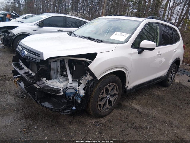 44734266 :رقم المزاد ، JF2SKAEC0PH484468 vin ، 2023 Subaru Forester Premium مزاد بيع