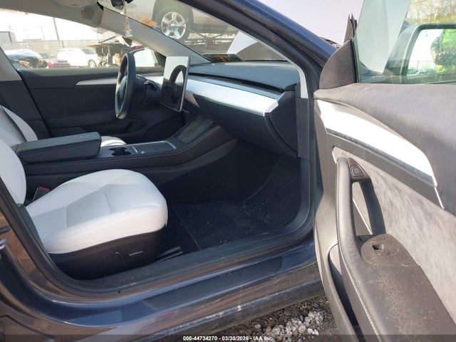 2022 Tesla Model 3 Long Range Dual Motor All-wheel Drive მანქანა იყიდება აუქციონზე, vin: 5YJ3E1EB0NF349201, აუქციონის ნომერი: 44734270