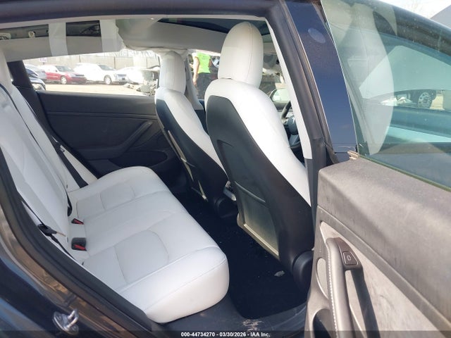 2022 Tesla Model 3 Long Range Dual Motor All-wheel Drive მანქანა იყიდება აუქციონზე, vin: 5YJ3E1EB0NF349201, აუქციონის ნომერი: 44734270