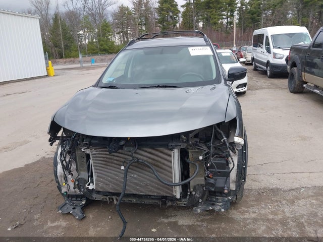 Nissan ROGUE SV 2018 5N1AT2MV9JC832901 Image 13
