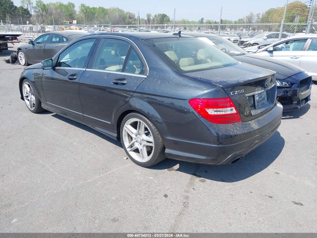 Auction sale of the 2013 Mercedes-benz C 250 Sport, vin: WDDGF4HB6DA799962, lot number: 44734312
