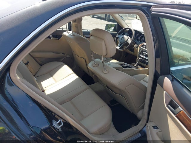Auction sale of the 2013 Mercedes-benz C 250 Sport, vin: WDDGF4HB6DA799962, lot number: 44734312