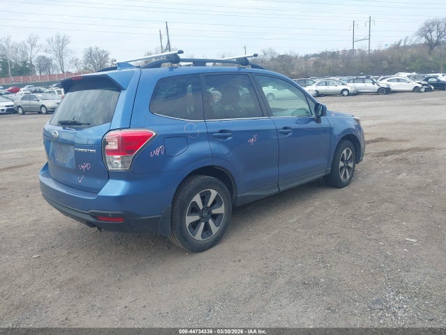 JF2SJARC2JH418718 Subaru Forester 2.5i Limited