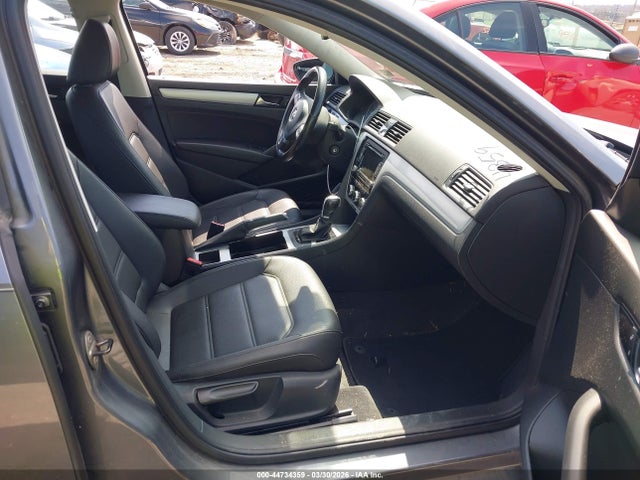 44734359 :رقم المزاد ، 1VWBN7A33CC018908 vin ، 2012 Volkswagen Passat 2.0l Tdi Se مزاد بيع