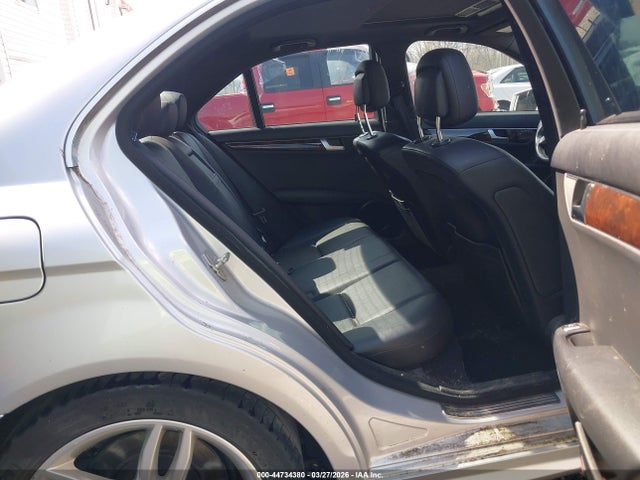 Продаж на аукціоні авто 2012 Mercedes-benz C 300 Sport 4matic, vin: WDDGF8BB8CR213827, номер лоту: 44734380