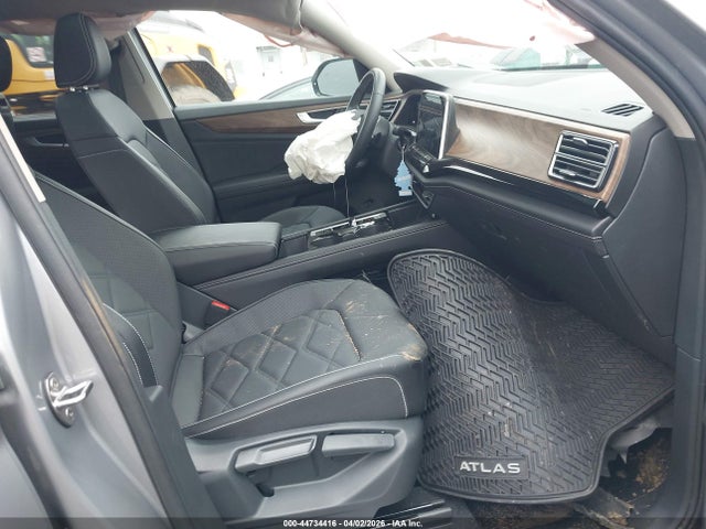 44734416 :رقم المزاد ، 1V2KR2CA7SC552190 vin ، 2025 Volkswagen Atlas 2.0t Se W/technology مزاد بيع