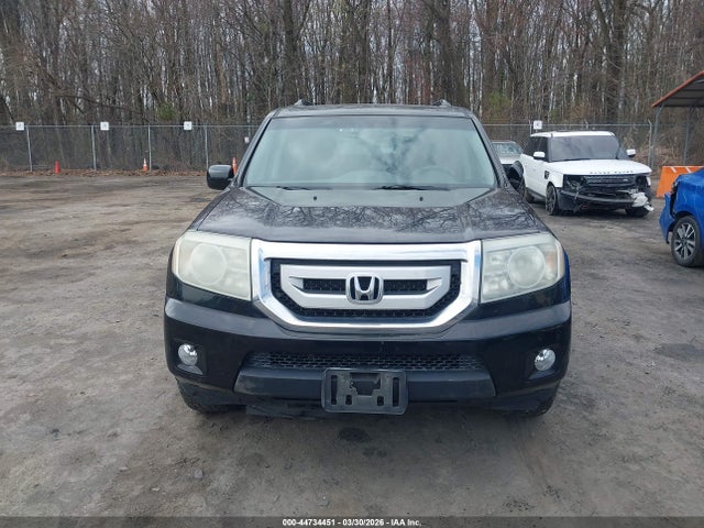 44734451 :رقم المزاد ، 5FNYF4H96BB066875 vin ، 2011 Honda Pilot Touring مزاد بيع