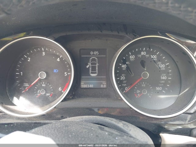 2015 Volkswagen Jetta 2.0l Tdi Sel მანქანა იყიდება აუქციონზე, vin: 3VWLA7AJ0FM203323, აუქციონის ნომერი: 44734452