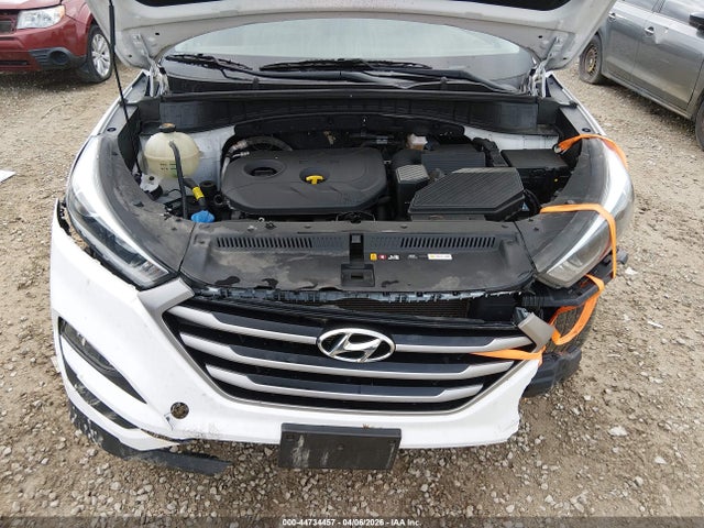 Продажа на аукционе авто 2018 Hyundai Tucson Sel, vin: KM8J33A46JU616693, номер лота: 44734457