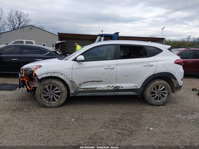 Продажа на аукционе авто 2018 Hyundai Tucson Sel, vin: KM8J33A46JU616693, номер лота: 44734457