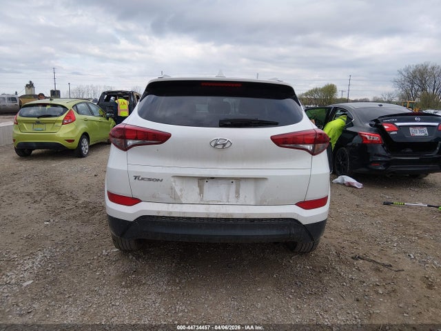 Продажа на аукционе авто 2018 Hyundai Tucson Sel, vin: KM8J33A46JU616693, номер лота: 44734457