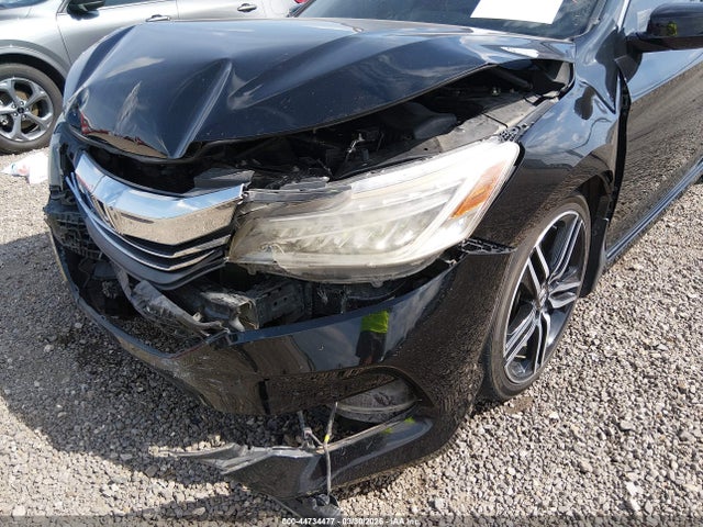 44734477 :رقم المزاد ، 1HGCR3F9XHA020645 vin ، 2017 Honda Accord Touring V6 مزاد بيع