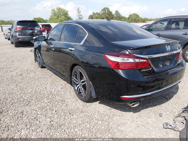 44734477 :رقم المزاد ، 1HGCR3F9XHA020645 vin ، 2017 Honda Accord Touring V6 مزاد بيع