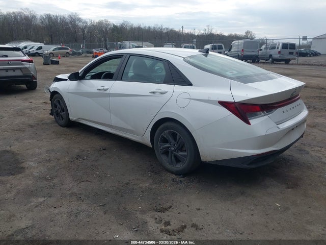 2023 Hyundai Elantra Sel მანქანა იყიდება აუქციონზე, vin: 5NPLM4AG5PH104372, აუქციონის ნომერი: 44734506