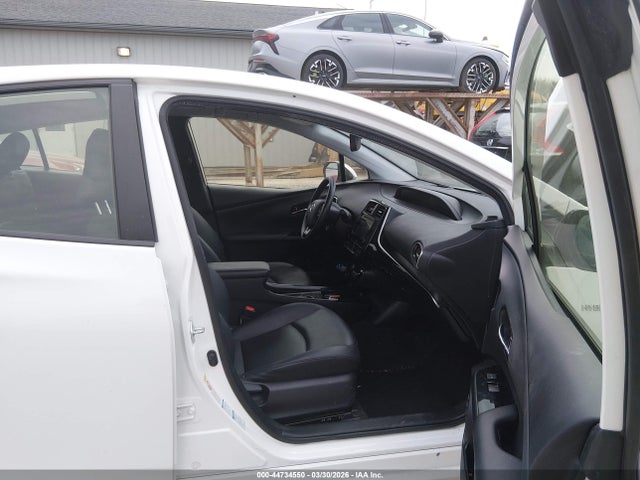2019 TOYOTA PRIUS JTDL9RFU1K3012340 Photo 4