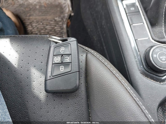 Aukcja sprzedaży 2023 Volkswagen Tiguan 2.0t Se R-line Black, vin: 3VV8B7AX3PM015957, numer aukcji: 44734576