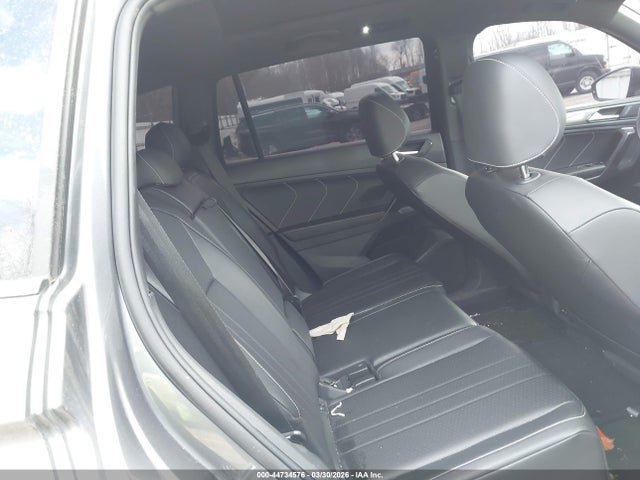 Aukcja sprzedaży 2023 Volkswagen Tiguan 2.0t Se R-line Black, vin: 3VV8B7AX3PM015957, numer aukcji: 44734576