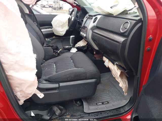 5TFDW5F14FX437951 Toyota Tundra Sr5 5.7l V8