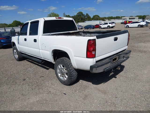 2004 Chevrolet Silverado 2500hd Ls მანქანა იყიდება აუქციონზე, vin: 1GCHK23104F128206, აუქციონის ნომერი: 44734589