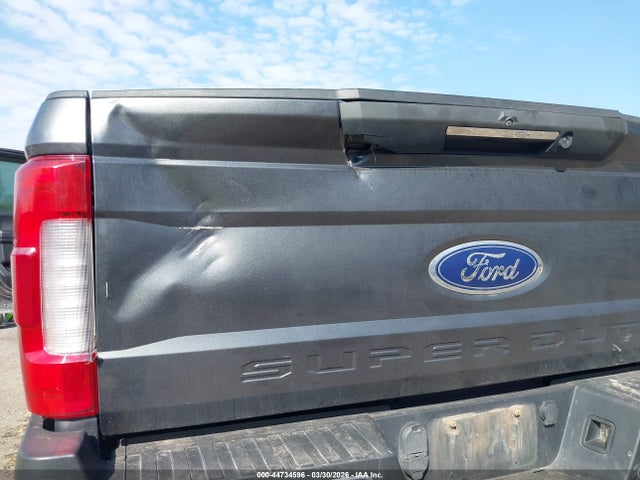 2017 Ford F-350 Lariat მანქანა იყიდება აუქციონზე, vin: 1FT8W3BT6HEB73353, აუქციონის ნომერი: 44734596