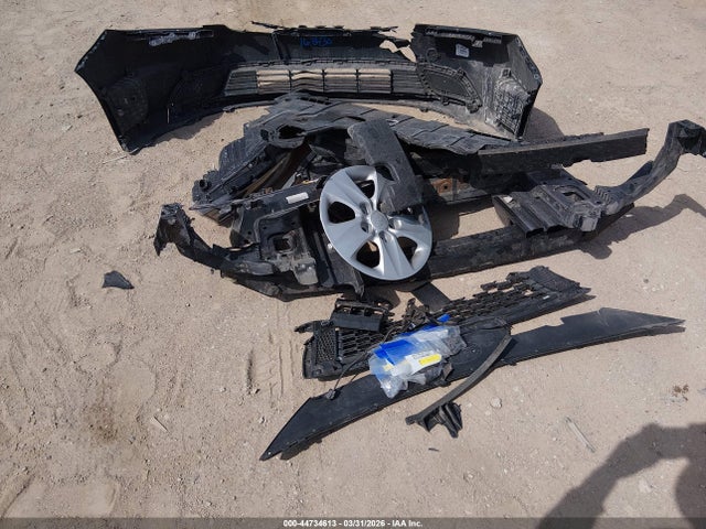 44734613 :رقم المزاد ، 3KPFL4A79JE176848 vin ، 2018 Kia Forte Lx مزاد بيع
