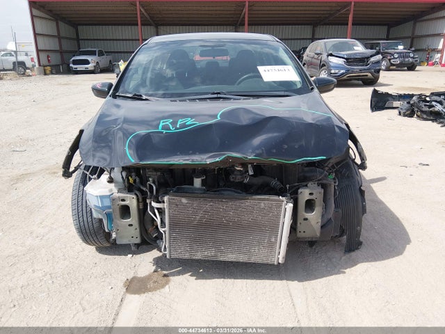 44734613 :رقم المزاد ، 3KPFL4A79JE176848 vin ، 2018 Kia Forte Lx مزاد بيع