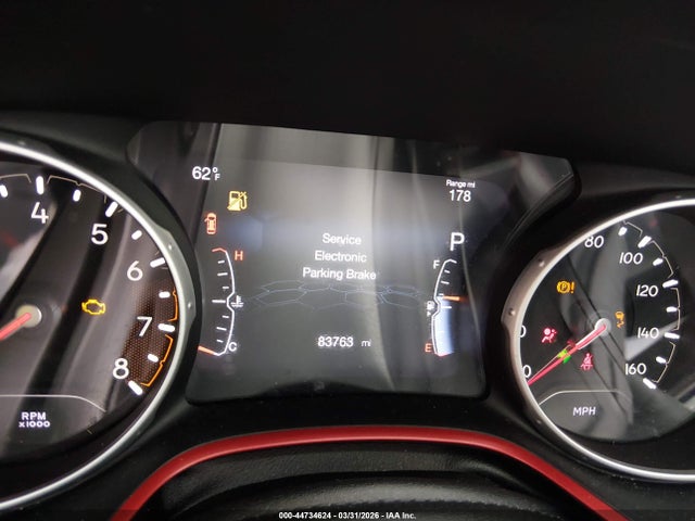 44734624 :رقم المزاد ، 3C4NJDDB3JT457752 vin ، 2018 Jeep Compass Trailhawk 4x4 مزاد بيع