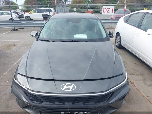 2025 Hyundai Elantra Se მანქანა იყიდება აუქციონზე, vin: KMHLL4DG2SU919816, აუქციონის ნომერი: 44734647