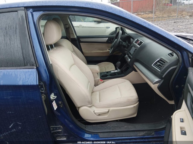 2015 Subaru Legacy 2.5i მანქანა იყიდება აუქციონზე, vin: 4S3BNAA62F3061800, აუქციონის ნომერი: 44734653