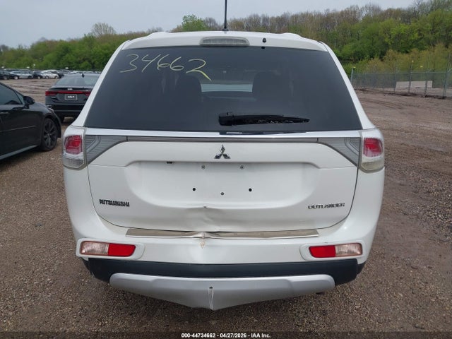 Продаж на аукціоні авто 2015 Mitsubishi Outlander Se, vin: JA4AD3A3XFZ013727, номер лоту: 44734662