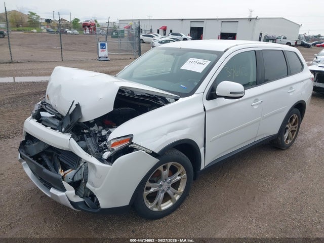 Продаж на аукціоні авто 2015 Mitsubishi Outlander Se, vin: JA4AD3A3XFZ013727, номер лоту: 44734662