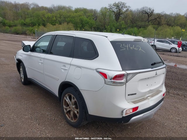 Продаж на аукціоні авто 2015 Mitsubishi Outlander Se, vin: JA4AD3A3XFZ013727, номер лоту: 44734662