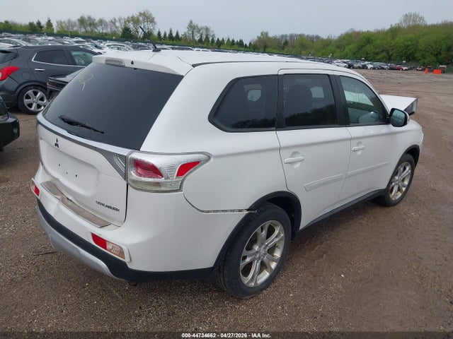 Продаж на аукціоні авто 2015 Mitsubishi Outlander Se, vin: JA4AD3A3XFZ013727, номер лоту: 44734662