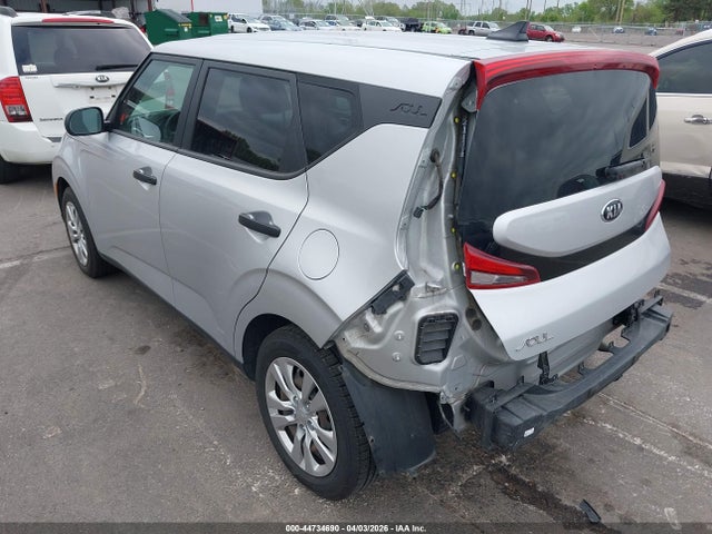 2021 KIA SOUL KNDJ22AU0M7739085 Photo 2