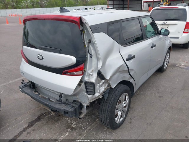 2021 KIA SOUL KNDJ22AU0M7739085 Photo 3
