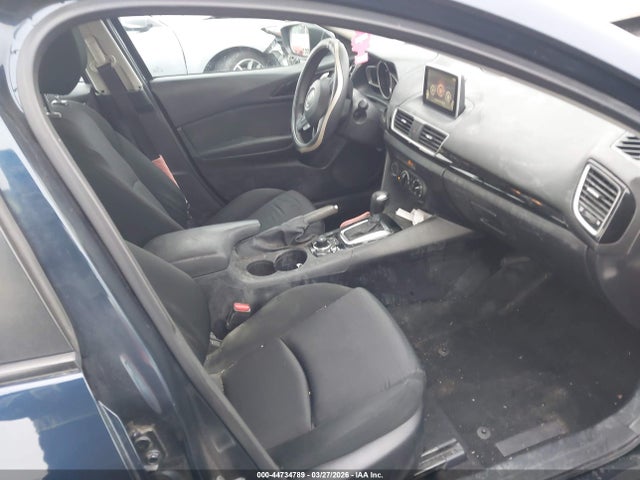 44734789 :رقم المزاد ، 3MZBM1U78FM166473 vin ، 2015 Mazda Mazda3 I Sport مزاد بيع