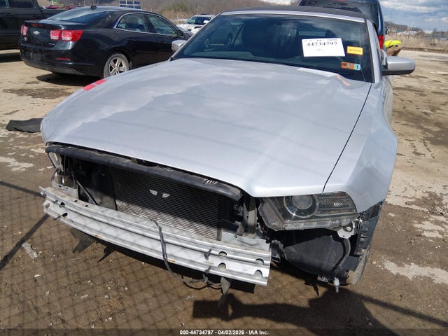 Aukcja sprzedaży 2013 Ford Mustang V6 Premium, vin: 1ZVBP8EM0D5237124, numer aukcji: 44734797