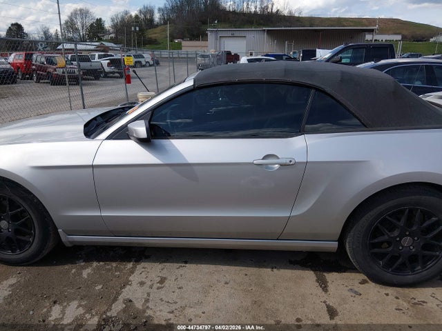 Aukcja sprzedaży 2013 Ford Mustang V6 Premium, vin: 1ZVBP8EM0D5237124, numer aukcji: 44734797