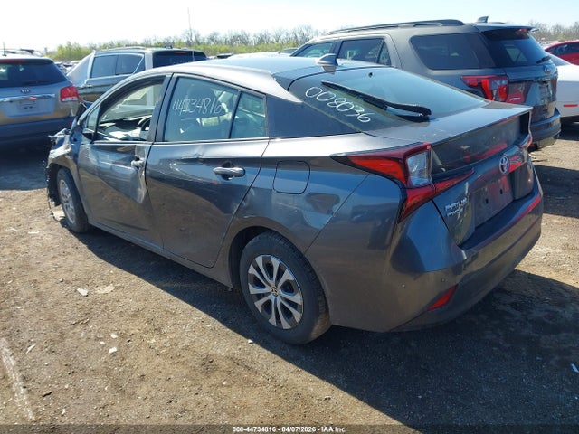 2019 TOYOTA PRIUS JTDL9RFU0K3008036 Photo 2