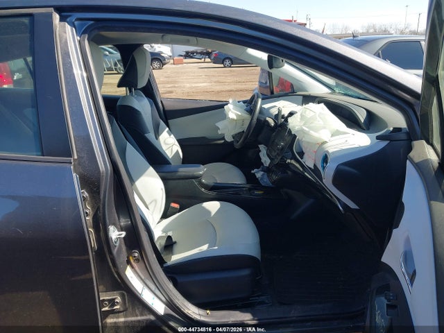 2019 TOYOTA PRIUS JTDL9RFU0K3008036 Photo 4