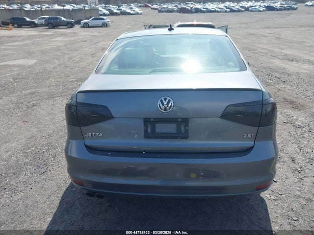 44734832 :رقم المزاد ، 3VWD17AJ9GM333901 vin ، 2016 Volkswagen Jetta 1.8t Sport مزاد بيع