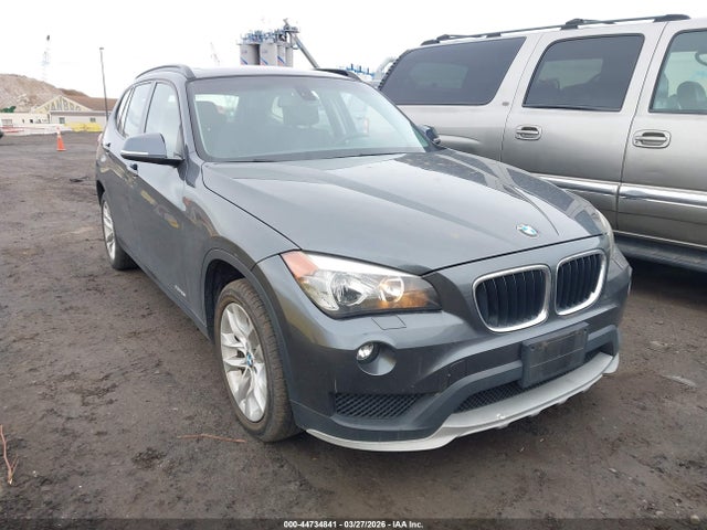 2015 BMW X1 WBAVL1C50FVY26687 Photo 5