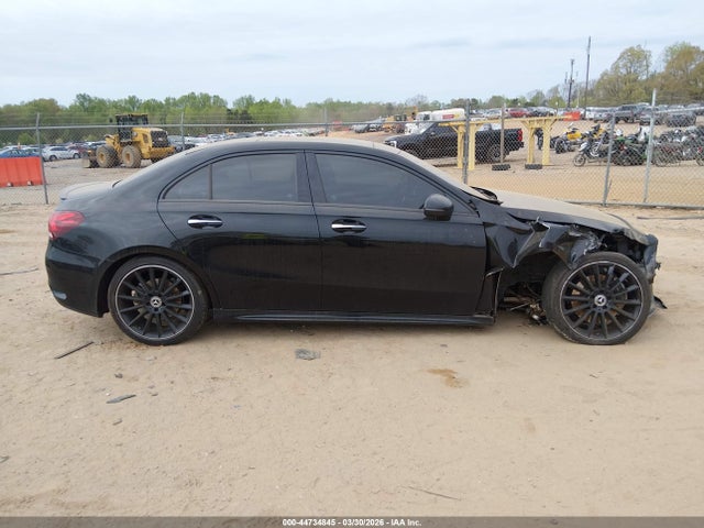 44734845 :رقم المزاد ، WDD3G4FB3KW020256 vin ، 2019 Mercedes-benz A 220 4matic مزاد بيع