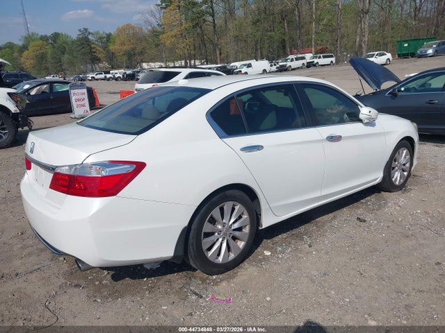 Продажа на аукционе авто 2015 Honda Accord Ex-l, vin: 1HGCR2F82FA061415, номер лота: 44734848