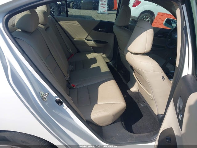 Продажа на аукционе авто 2015 Honda Accord Ex-l, vin: 1HGCR2F82FA061415, номер лота: 44734848